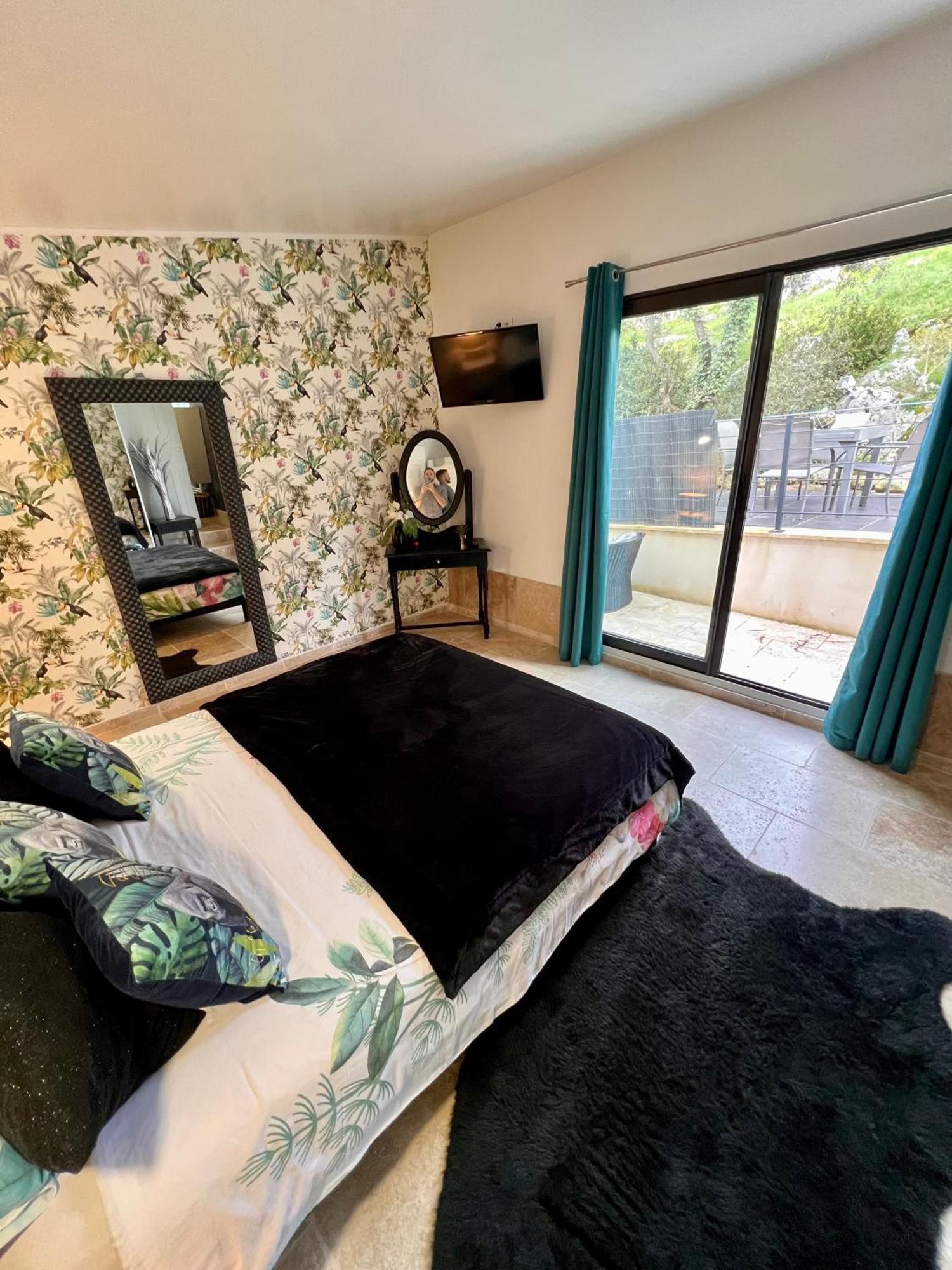 Gite Des Estelles "Axel" Avec Espace Jacuzzi Cavaillon Buitenkant foto